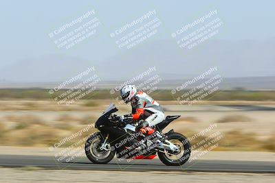 media/Apr-10-2022-SoCal Trackdays (Sun) [[f104b12566]]/Speed Shots Back Straight (930am)/